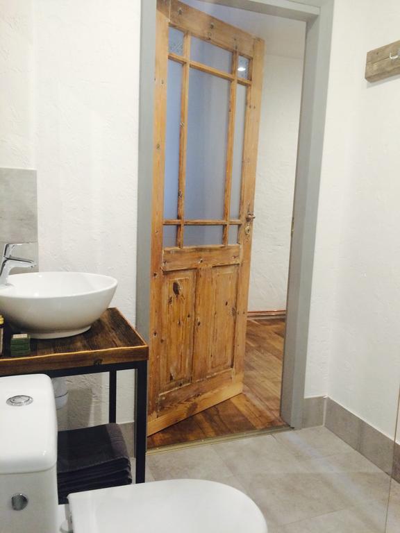 2 Balozi Hotel Kuldīga Стая снимка